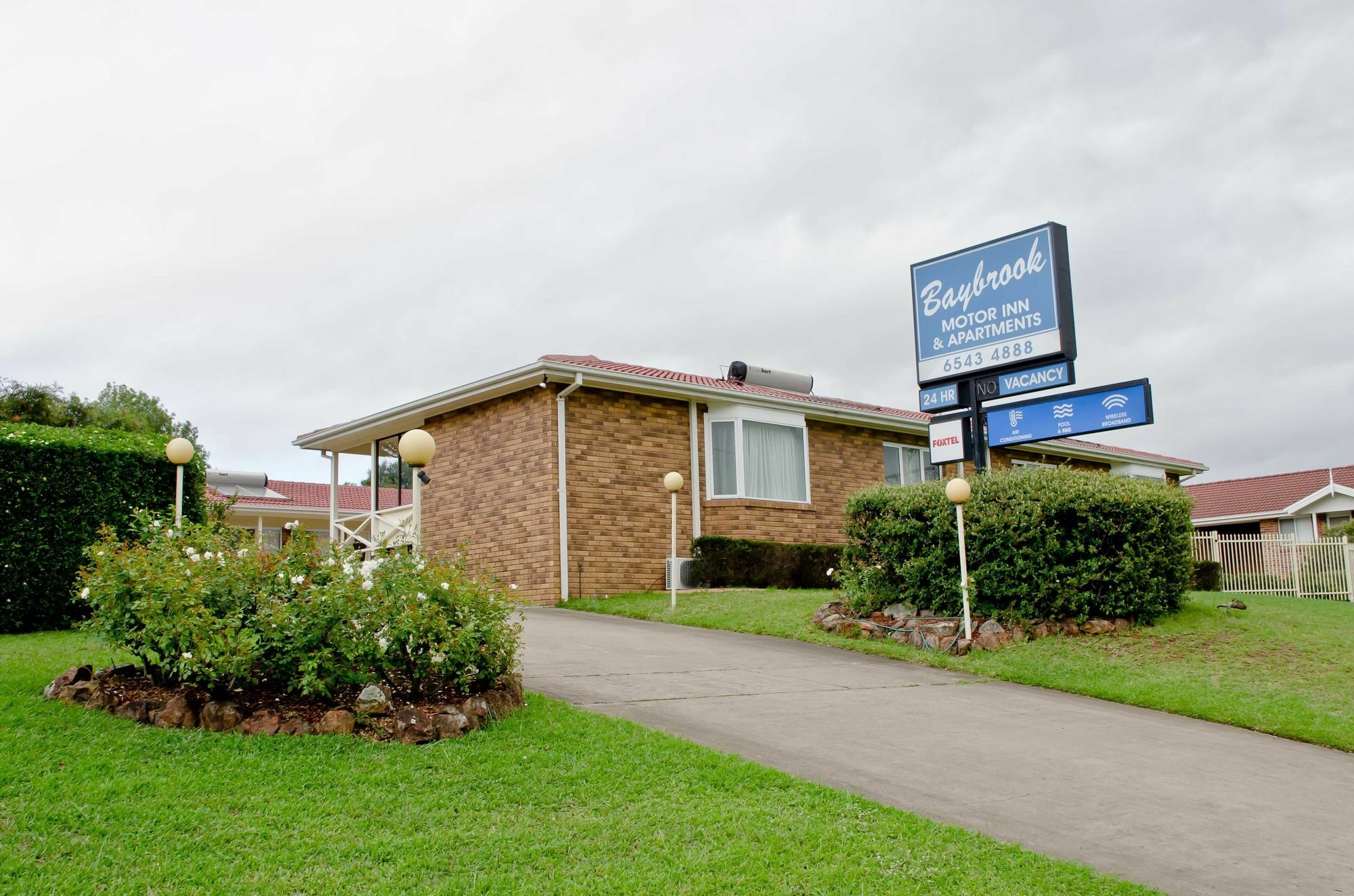 Baybrook Motor Inn y Apartamentos Muswellbrook Exterior foto